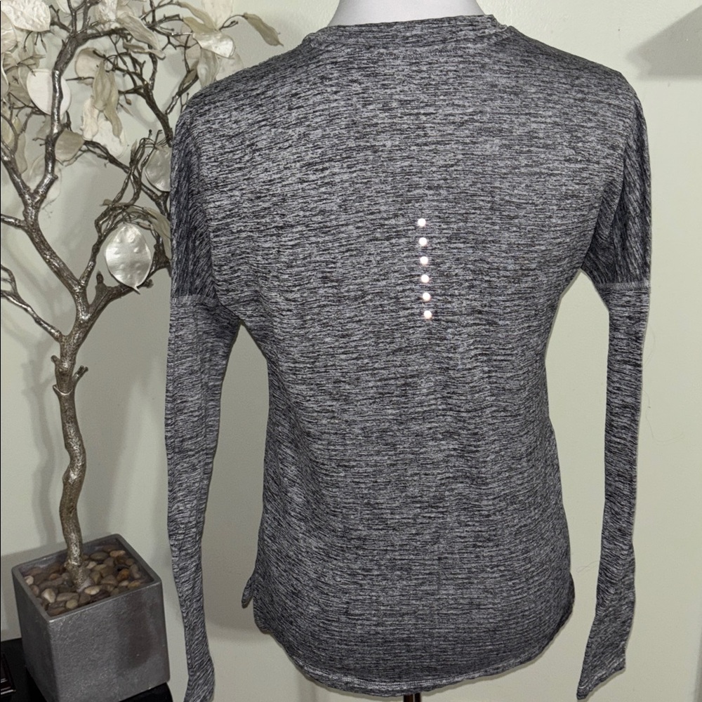 Nike Running Women's Heathered Gray Long Sleeve Tee - Picture 3 of 3